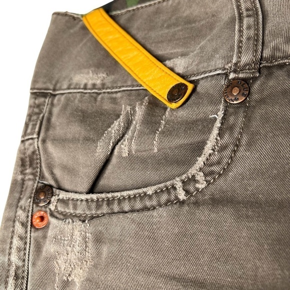 RARE BLUE COLLECTION Straight Button Fly Distressed Jeans Brown Size 29 Waist - Picture 5 of 16